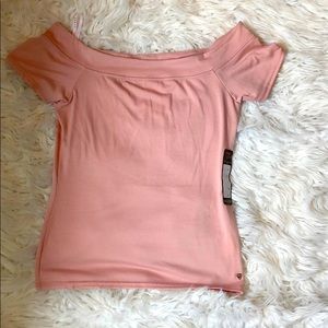 GUESS Off The Shoulder Top in Light Pink